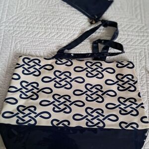 Estee Lauder Navy and White Patterned Tote with Matching Pouch